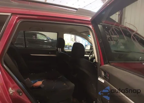 2014 Subaru Outback 2.5I Premium z USA, uszkodzony, nr VIN 4S4BRCCC8E3268740